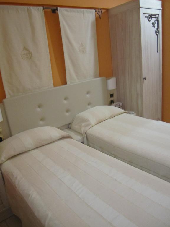 Palazzo Reginella Aparthotel Bovalino Marina Room photo